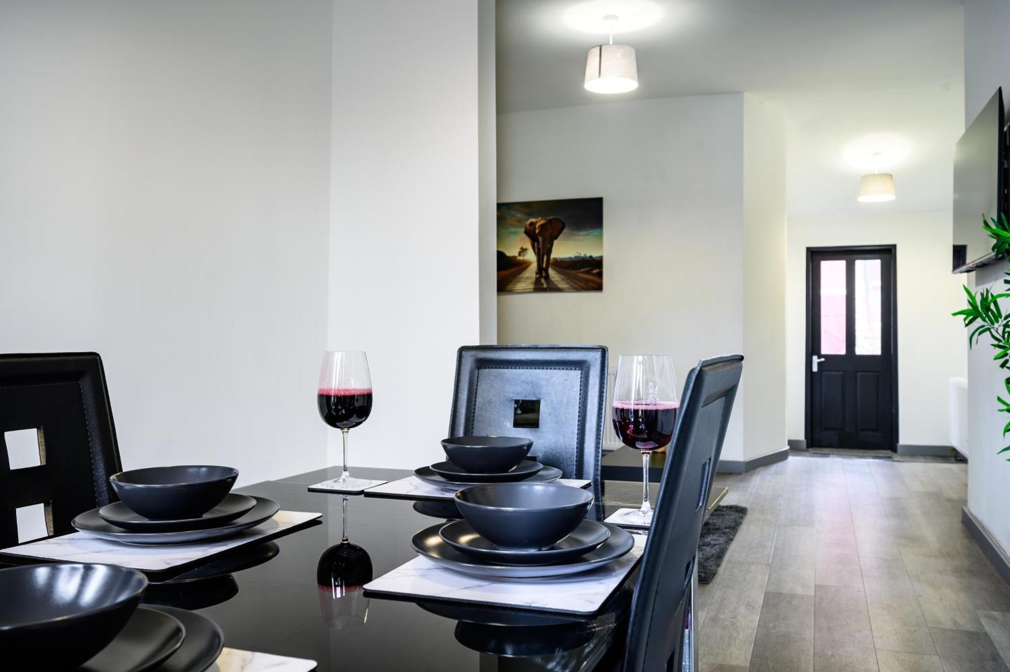 Manchester Serviced Accommodation Northernnightzzz - The Park מראה חיצוני תמונה